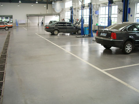 苏州公共交通管理中心地下车库